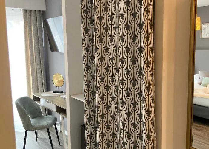 Dolce موندورف ليس باينس