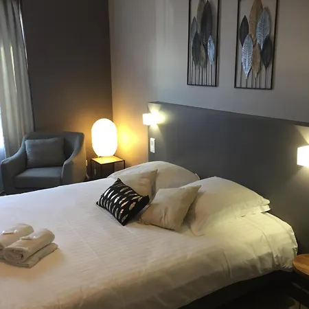 Dolce Hotell *